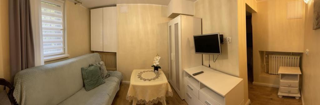 Appartement Maly Apartament Z Kuchnia I Lazienka à Szczecin Extérieur photo