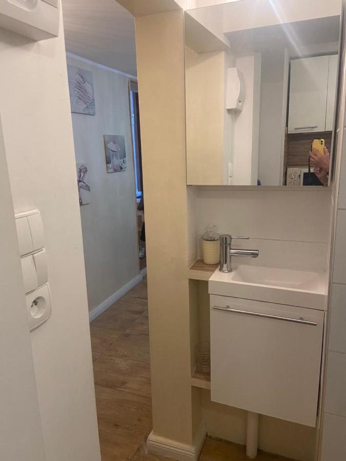 Appartement Maly Apartament Z Kuchnia I Lazienka à Szczecin Extérieur photo